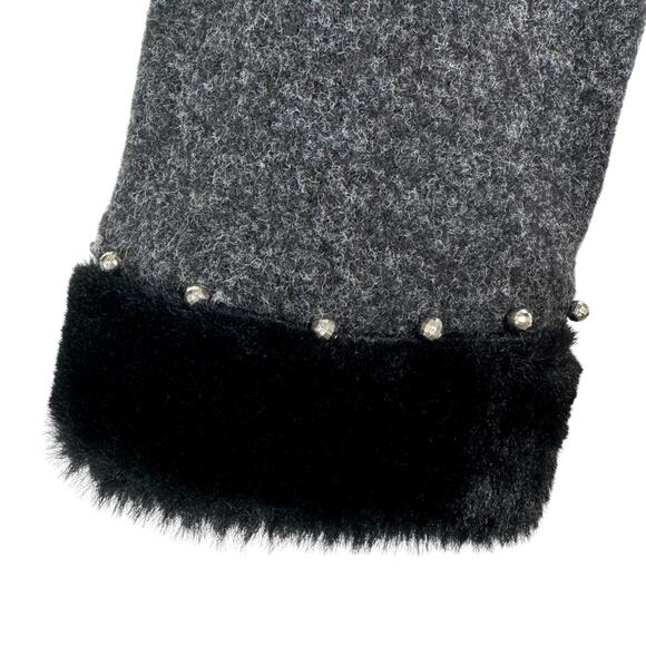 Joh Embellished Sweater Faux Fur Rhinestone Studs Gray Black Party Holiday M - Picture 4 of 7